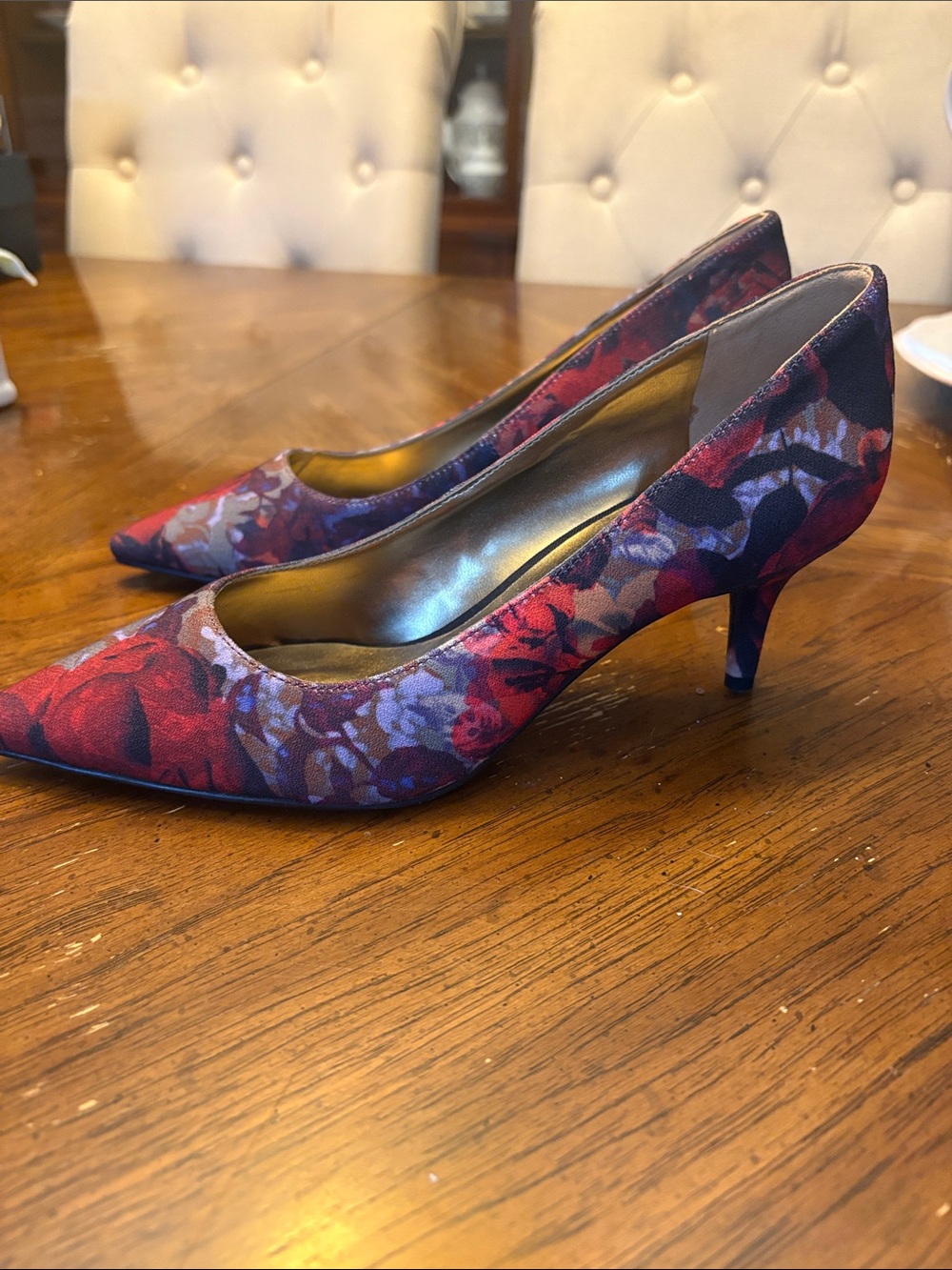 NWT Nine West Red Floral Pointed Toe Heels